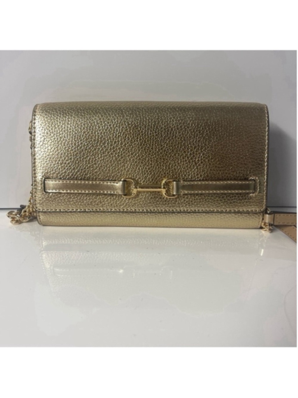 Michael Kors Carson Pebble Leather Wallet On A Chain Crossbody Gold - Picture 2 of 6